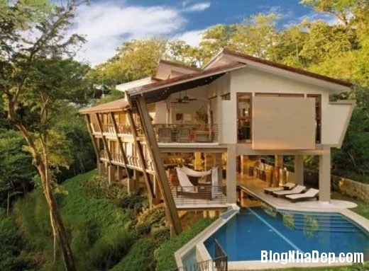 Ngôi nhà xinh đẹp nằm ở vùng ngoại ô của khu rừng ở Costa Rica