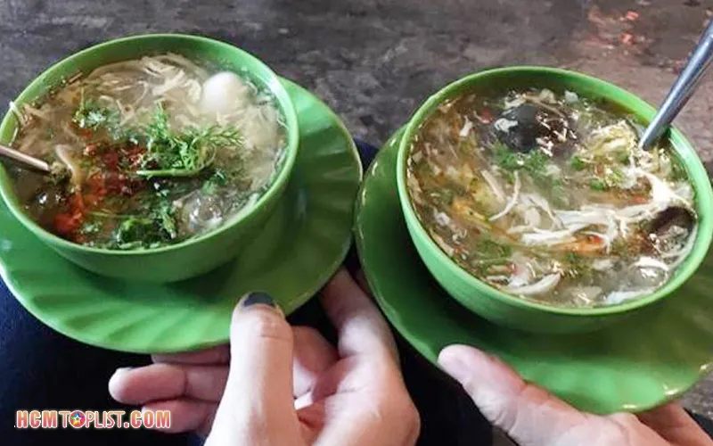 Ăn vặt buổi trưa ở Sài Gòn | Top 10+ địa điểm được săn đón nhất