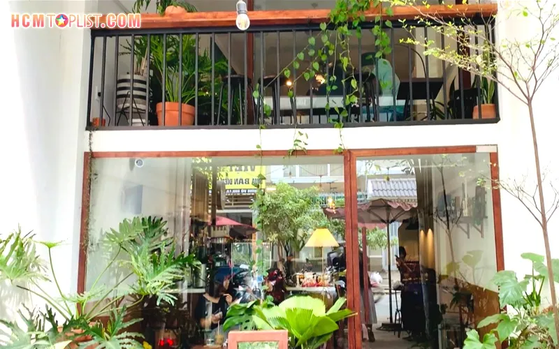 Bật mí top 10+ quán cafe một mình ở Sài Gòn cực yên tĩnh