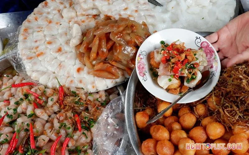 Điểm danh top 10+ quán bánh Huế ở Sài Gòn ăn là nghiền