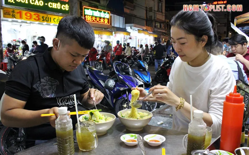 Lê la cùng top 20+ địa điểm ăn uống ở Sài Gòn ngon bổ rẻ