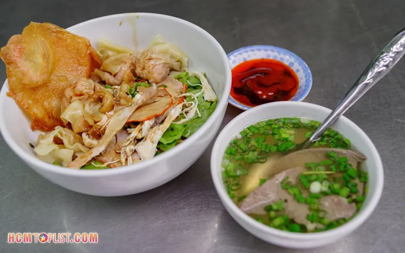 Những quán ăn mở xuyên Tết ở Sài Gòn đỉnh của chóp