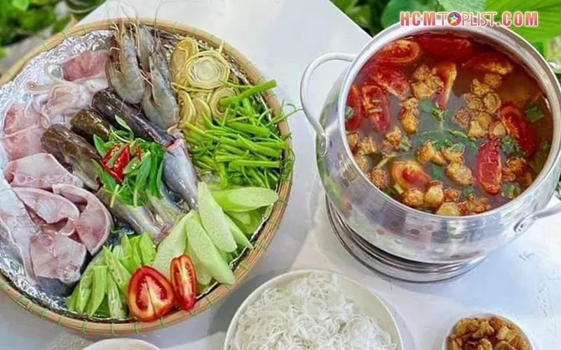 Phá đảo top 10+ quán lẩu đầu cá hồi ở Sài Gòn ngon nhất