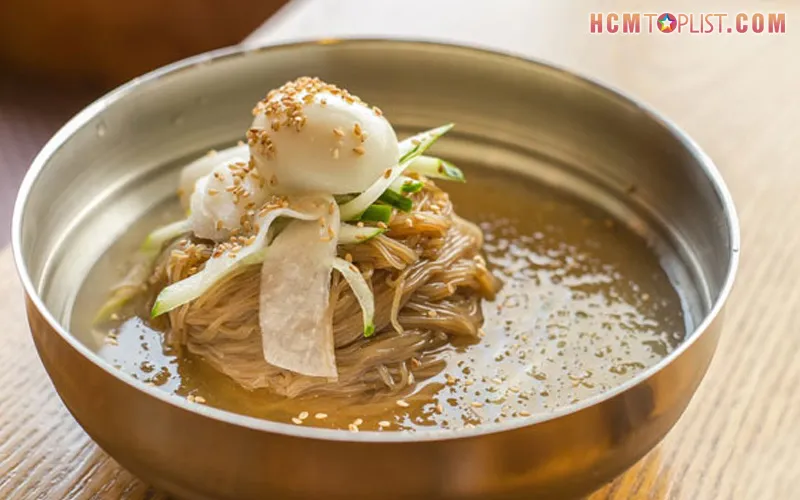 Top 10+ địa chỉ ăn mì lạnh Hàn Quốc ở Sài Gòn thơm ngon