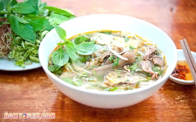 Top 10+ quán bún bò Quận 10, TPHCM ngon không thể cưỡng