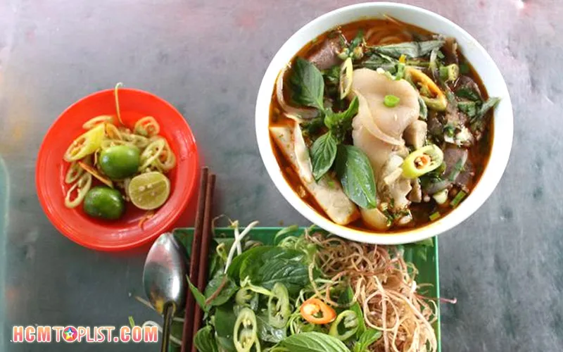 Top 10+ quán bún bò Quận 10, TPHCM ngon không thể cưỡng