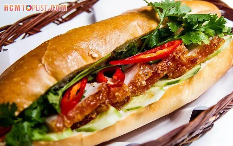 Top 10+ tiệm bánh mì heo quay ngon ở Sài Gòn nổi tiếng