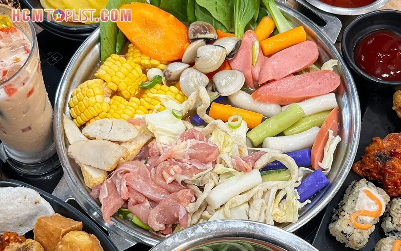 Top 15+ quán buffet tokbokki ở Sài Gòn nổi tiếng nhất