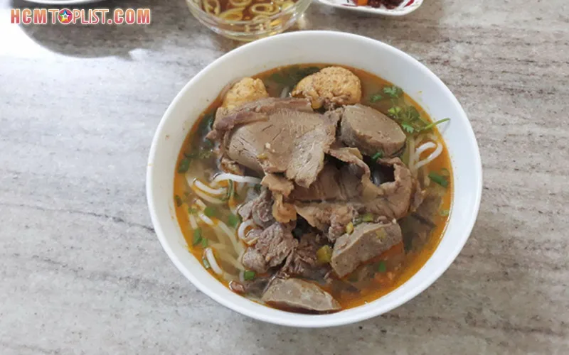 Top 15+ quán bún bò huế ở Quận 5 ngon nhất