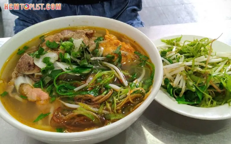 Top 15+ quán bún bò huế ở Quận 5 ngon nhất