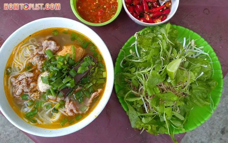 Top 15+ quán bún bò huế ở Quận 5 ngon nhất