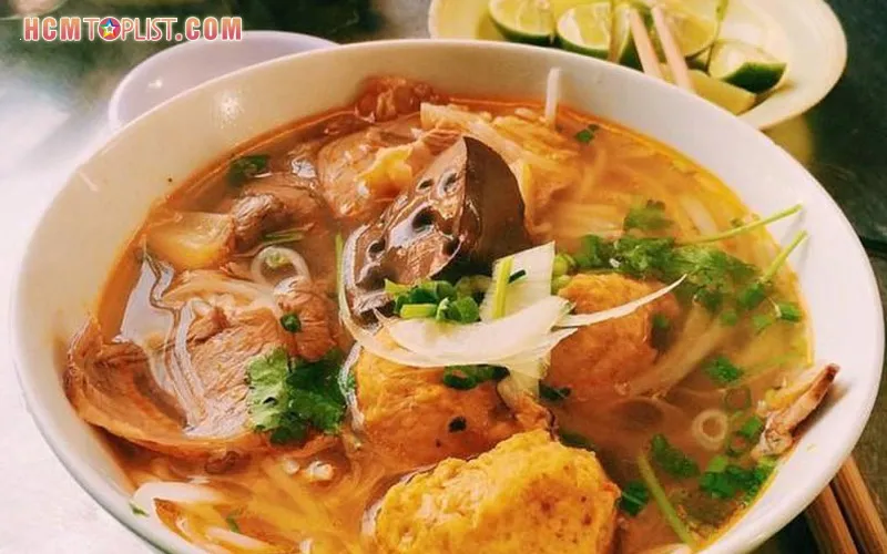 Top 15+ quán bún bò huế ở Quận 5 ngon nhất