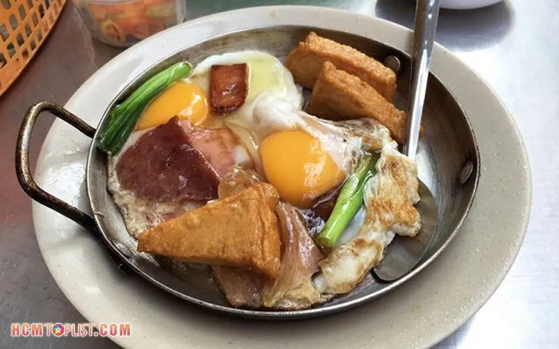 Top 20+ quán bánh mì ngon ở Sài Gòn đông khách nhất