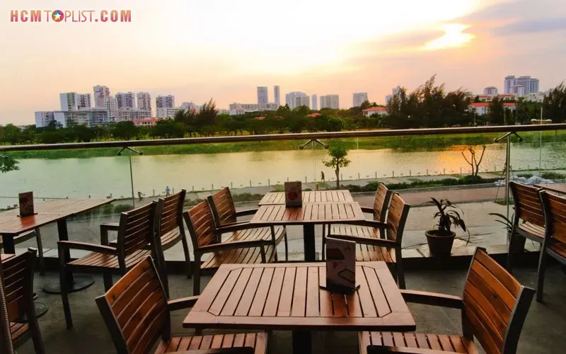 Top 20+ quán cafe quận 5 ở Sài Gòn giá bình dân, view siêu đẹp