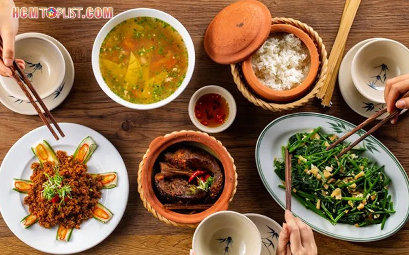 Top 20+ quán cơm niêu Sài Gòn làm xiêu lòng thực khách