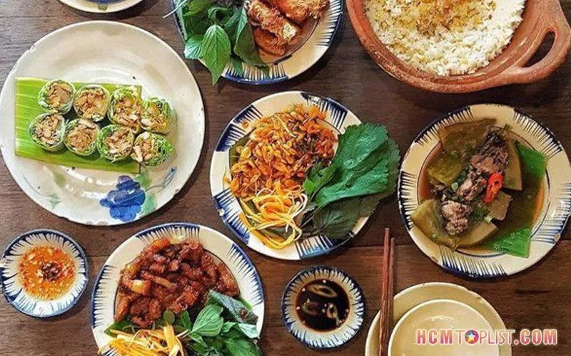 Top 20+ quán cơm phần ngon ở Sài Gòn không thể cưỡng lại