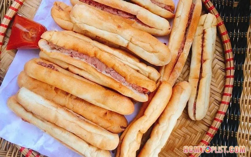 Top 5+ tiệm bánh mì que Sài Gòn Quận 1 ngon khó cưỡng